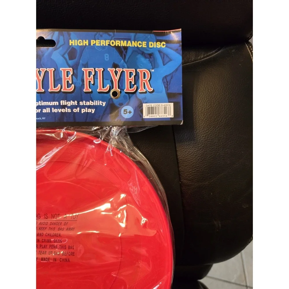 Freestyle Flyer 165g Ultimate Disc Frisbee - American Flag Design - RED - NIP
